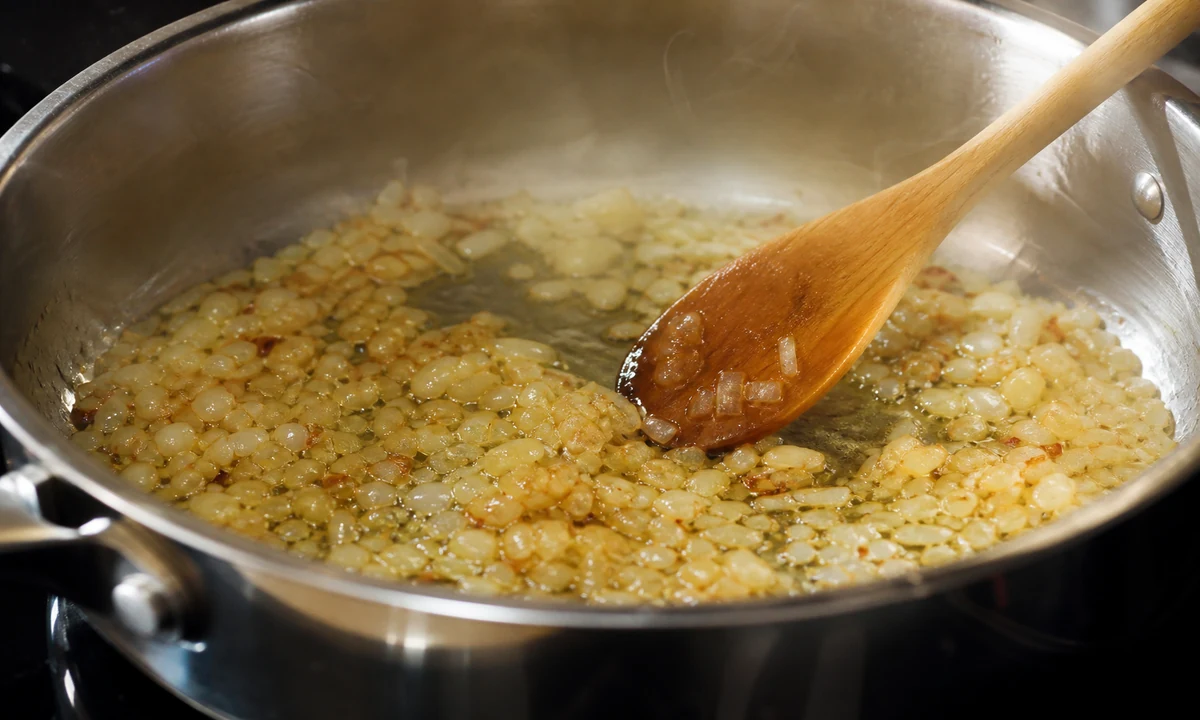 Cómo sofreír correctamente: el secreto de muchas recetas